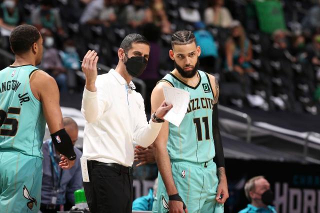 fb体育平台-赛季第二负勇士再暴露问题，决胜阵容空间严重不够